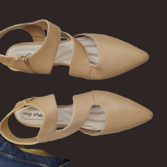 Tan Shoes Size 10 MADE BY EASY STRIDE, OFFICE SIREN, PARTY READY, FUN, SEXY HEEL - Picture 1 of 5